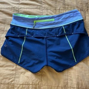 navy blue/light blue lululemon shorts size 2
